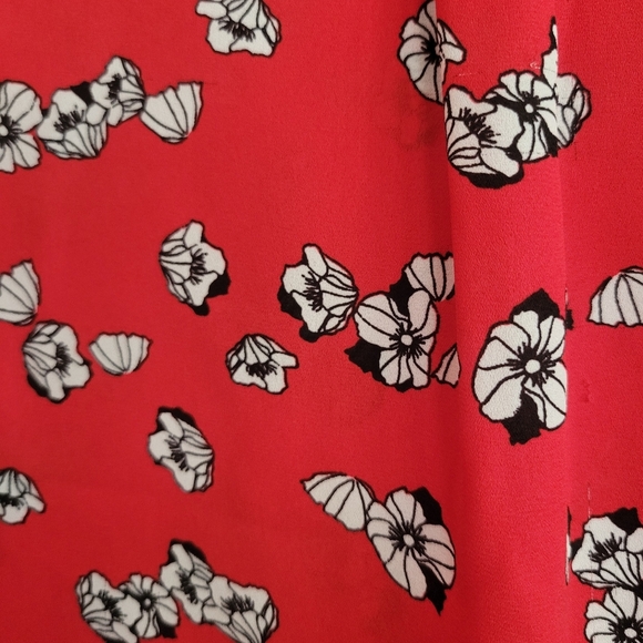 Dalia Floral Blouse - Picture 6 of 7